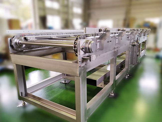 パレット搬送用ステンレス製チェーンコンベア