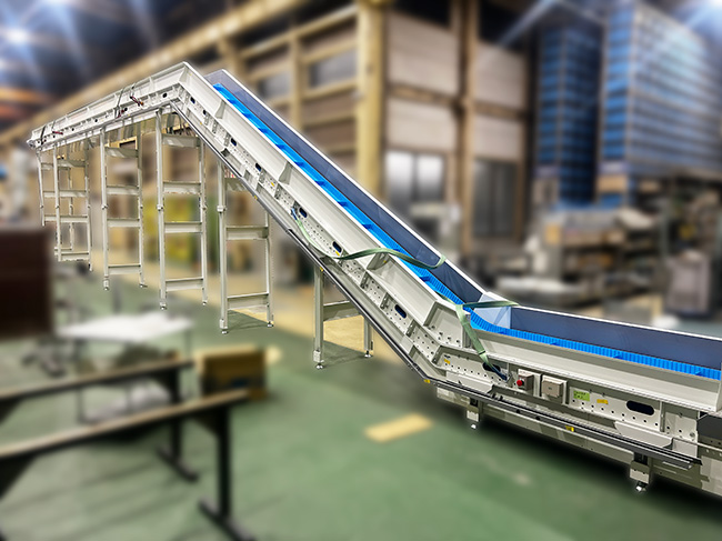 紙製品搬送用モジュラーベルトコンベアライン